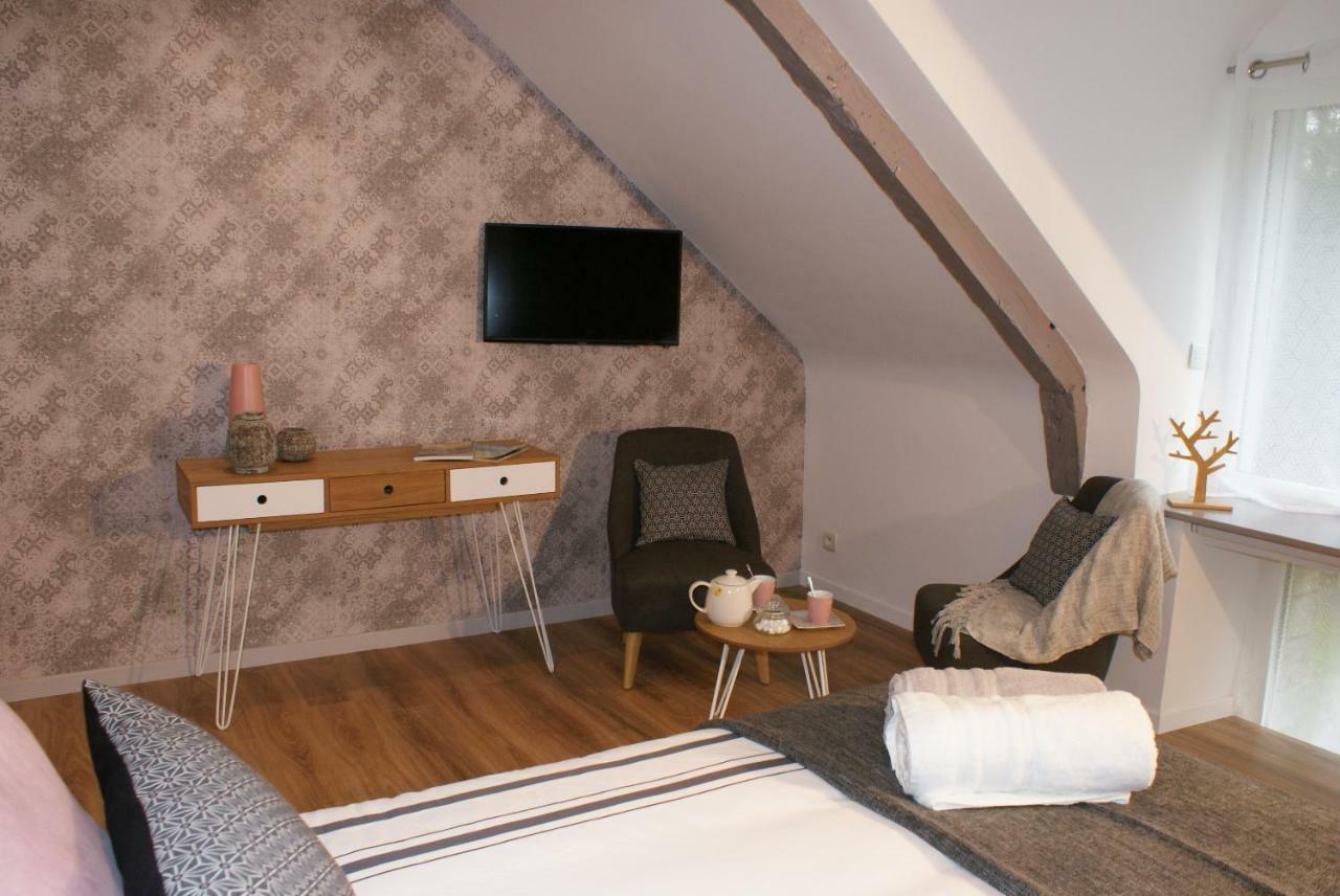 Bed and Breakfast Aux Agapanthes Pluherlin Екстер'єр фото